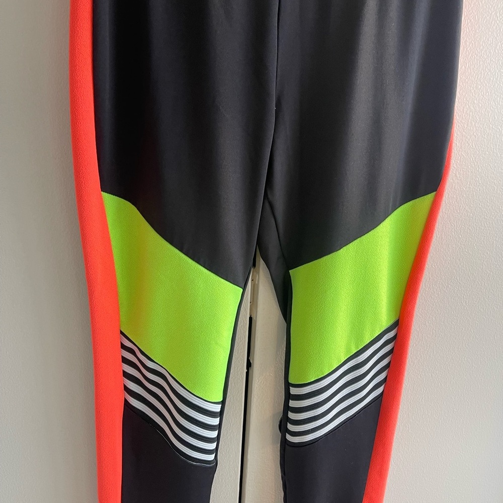 Soft Akira Label Joggers/sweatpants - Picture 3 of 11